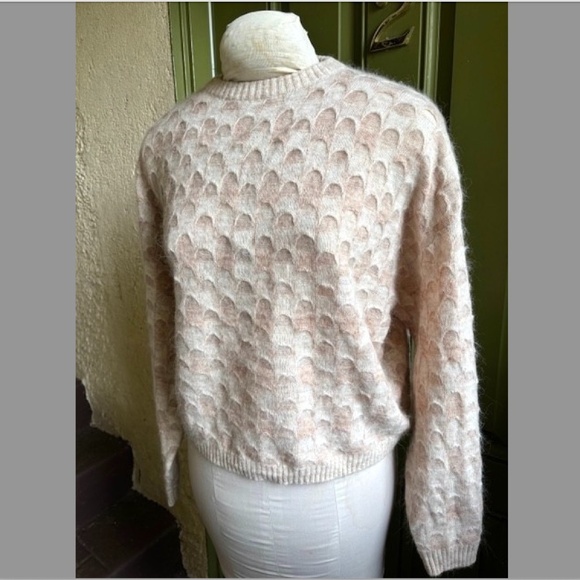 ZARA Alpaca/Wool Blend Scalloped Stitch Pullover Sweater NWOT/sz M - Picture 6 of 15